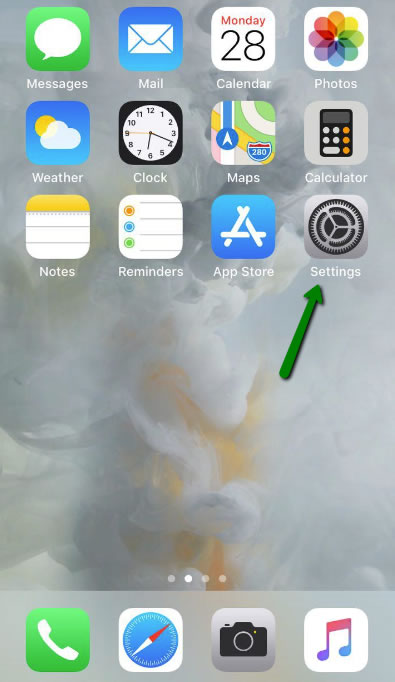 iphone 1.jpg